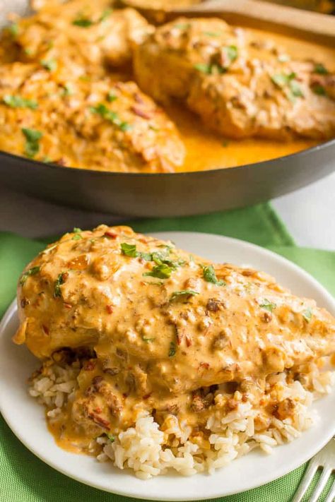 Creamy chipotle chicken dinner served with rice Chicken Recipe With Cream Cheese, Creamy Chipotle Chicken Recipe, Creamy Chipotle Chicken, Chipotle Chicken Recipe, Chipotle Recipes Chicken, Recipe With Cream Cheese, Chicken Breast Crockpot Recipes, Crockpot Chicken Breast, Cream Chicken