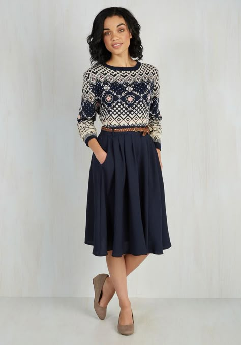 navy a-line skirt + vintage sweater Navy Midi Skirt, Look Retro, Sweater Outfit, 가을 패션, Blue Skirt, Elegant Outfit, Modest Dresses, Modest Outfits, A Dress