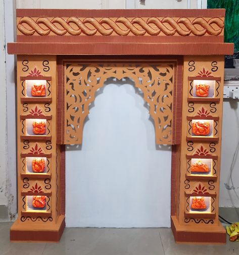 Cardboard Ganpati Makhar Ganpati Decoration With Cardboard, Ganpati Makhar Ideas, Cardboard Ganpati Decoration, Makhar Decoration Ganpati, Creative Ganpati Decoration At Home, Ganpati Banner, Bappa Decoration, Gauri Ganpati, Ganpati Decoration Theme