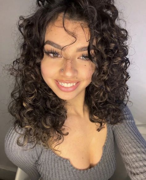 Black Curly Hair, Lavender Buds, Naturally Beautiful, Dream Hair, Brown Skin, Beautiful Smile, Girl Face, Face Claims, Up Hairstyles