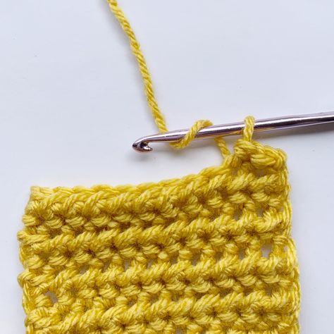 Hdc Slip Stitch, Half Double Crochet Slip Stitch, Crochet Slip Stitch, Slip Stitches, Slip Stitch Crochet, Draw Tutorial, Half Double Crochet Stitch, Crochet Collection, Easy Crochet Stitches