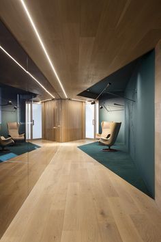 C Office / Forte Architetti | ArchDaily Commercial And Office Architecture, Corridor Design, Office Architecture, Corporate Office Design, Office Space Design, Modern Office Design, Office Entrance, Corporate Interiors, Salon Interior Design