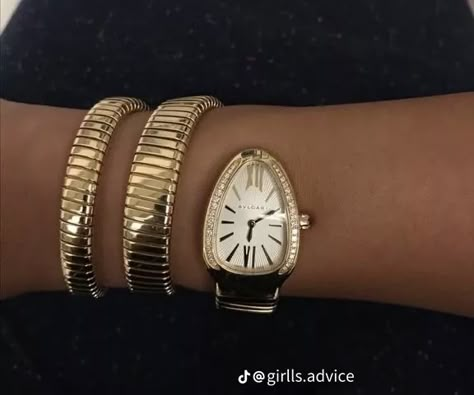 Bvlgari Watch, Monica Murphy, Bvlgari Serpenti, Luxe Jewelry, Dope Jewelry, Classy Jewelry, Stacked Jewelry, Gold Bracelets, Jewelry Lookbook