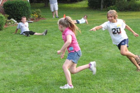 Playing Tag Tag Games, Baby Boomers Memories, Frozen Tags, Toddler School, Childhood Games, Childhood Days, I Remember When, Classic Games, Sweet Memories