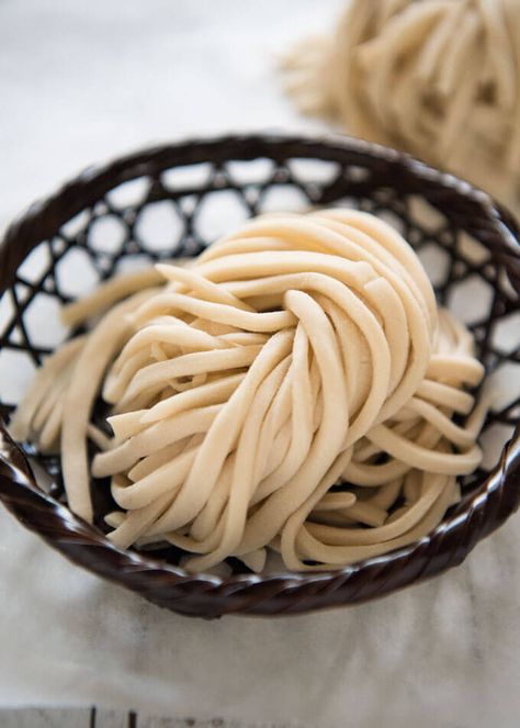 Noodle Recipes Homemade, Udon Noodles Recipe, Fried Udon, Udon Noodle, Homemade Noodles, Asian Noodles, Udon Noodles, Pasta Noodles, Fresh Pasta