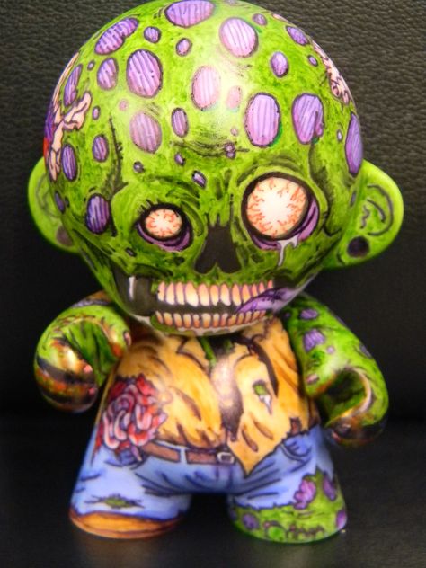 zombie "munny" by xcjxedge on deviantART Darth Vader Cartoon, Clicker Zombie, Cartoon Zombie Cute, Zombie Stickers, Zombie Plush, Zombie Bjd Doll, Colored Pens, Designer Toys, Clay Projects