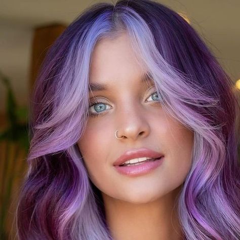 Violet Hair With Money Piece, Lavender Hair Money Piece, Purple Hair Blonde Money Piece, Blonde Hair With Purple Money Pieces, Purple Hair With Light Purple Money Piece, Purple Hair With Money Piece, Purple Hair Lavender Money Piece, Purple Hair With Lavender Front Pieces, Hair Color Ideas Trendy