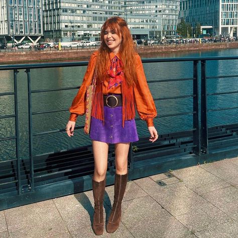 ✿ Gianna-Skye ✿ on Instagram: "Another pleasant valley Sunday, here in status symbol land🌞" 70s Fashion Purple, 70s Maximalism Fashion, 70s Rockstar Fashion, 90s Aesthetic Fashion, 60s Outfit, Witch Purple, 70s Fashion Hippie, 70s Inspired Outfits, 70 Outfits