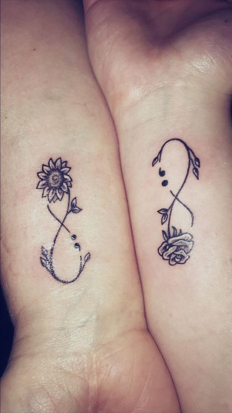 Mother Daughter Hug Tattoo, Tattoo For Step Daughter, Matching Mom Tattoos Mother Daughters, Simple Mother And Daughter Tattoos, Tattoo Idea Mother Daughter, Small Matching Tattoos Mom And Daughter Flower, Matching Tattoos Step Mother Daughter, Mom And Son Tattoos Matching, Small Tattoo Ideas Mother Daughter