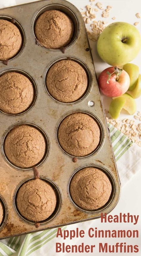 Healthy Apple Cinnamon Muffins that are made in the blender! Made with whole grain oats, apple sauce, maple syrup, and other wholesome ingredients. Baking Recipes Muffins, Healthy Apple Cinnamon Muffins, Apple Recipes Easy Healthy, Cinnamon Healthy, Blender Muffins, Applesauce Muffins, Apple Recipes Easy, Apple Cinnamon Muffins, Simple Muffin Recipe