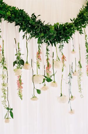 Pref Night Decorations Sorority, Sorority Recruitment Decorations, Preference Night, Wedding Flower Garland, Recruitment Decorations, Sorority Decorations, Night Decor, Event Planning Tips, Pi Phi