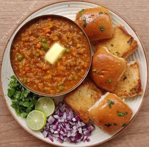 Kashmiri Alu Dam, Pav Bhaji Aesthetic, Indian Fast Food, Delicious Food Image, Variety Food, Cloud Kitchen, Bon Apetit, Pav Bhaji, Food Aesthetics