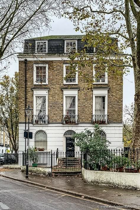 Townhouse Exterior, House In London, London Houses, London Townhouse, London Architecture, London Flat, London House, Sims House, House Goals