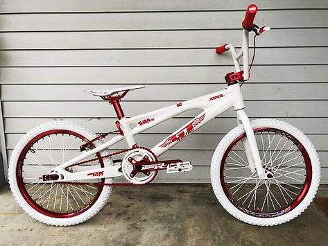 Mid School BMX Mongoose Bmx, Bmx Bike Parts, Bike Freestyle, Gt Bikes, Gt Bmx, Best Bmx, Vintage Bmx Bikes, Stunt Bike, Bmx Racing