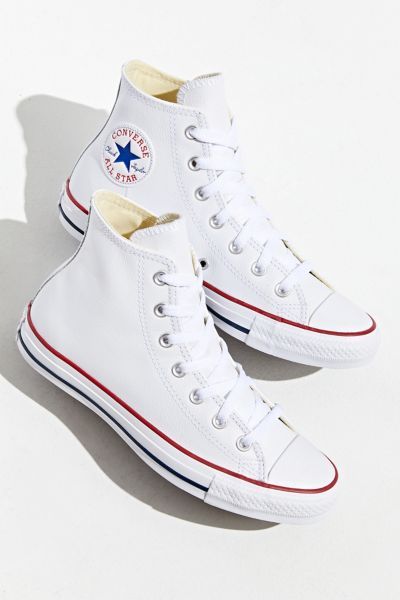 Zapatillas All Star, Cute Converse Shoes, Cute Converse, Back To School Shoes, Dr Shoes, Cute Nike Shoes, White Converse, High Top Sneaker, Hype Shoes