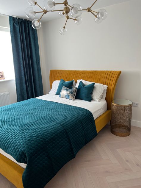 Shop Diamond furniture Dublin Mustard And Teal Bedroom, Mustard Bedroom Decor, Mustard Bedroom Ideas, Mustard Yellow Bed, Mustard Yellow Bedding, Theme Bedroom Ideas, Mustard Bedroom, Teal Room, Mustard Yellow Bedrooms