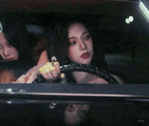 Drama Gif, Past Love, Aespa Karina, Karina Aespa, Girl Icons, Teen Fashion Outfits, Video Clip, Teen Fashion, Music Artists