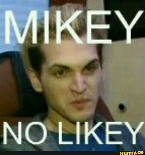 Kobra Kid, Mcr Memes, Emo Memes, I Love Mcr, Take Me To Church, Black Parade, Mikey Way, Band Memes, Frank Iero