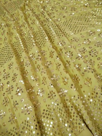 yellow mukaish Saree Mukesh Work Saree, Mukaish Saree, Mukaish Embroidery, Lucknowi Suits, Saree Kurta, Badla Work, Gota Patti Embroidery, Mukesh Work, Patiala Dress