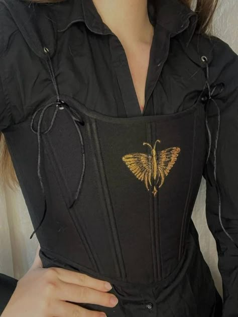 Upcycle Corset, Reversible Corset, Lace Up Back Corset, Tapestry Corset, Handwork Ideas, Corset Underbust, Corset Outfit, Black Cotton Fabric, Corset Pattern