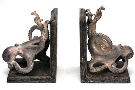 Diy Octopus, Decorative Bookends, Octopus Art, Coastal Living Rooms, Hand Painted Stones, Beach Cottage Style, Estantes Flotantes, Library Decor, Gothic Decor