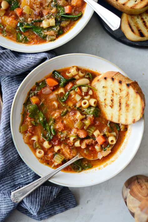 Ina Garten's Winter Minestrone - Simply Scratch Ina Garten Winter Minestrone Soup, Dinner Ideas With Celery, Fall Minestrone Soup, Ina Garten Minestrone Soup, Hearty Minestrone Soup, Winter Healthy Recipes, Ditalini Soup Recipes, Minestroni Soup, Winter Minestrone Soup