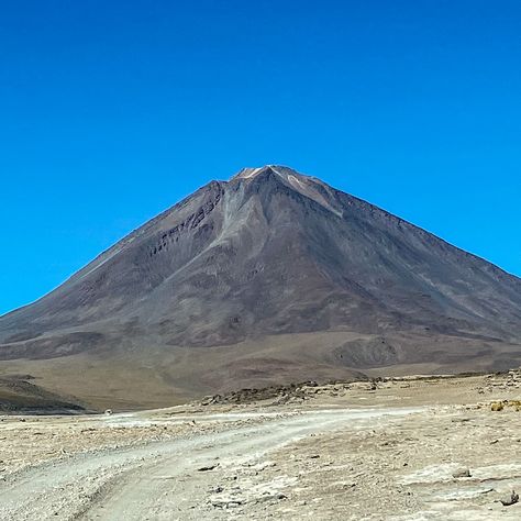 Inactive volcano Desert Uyuni - Bolivia 🇧🇴 @totophotoall 🤟🏻 . . . . . . . #totophotoall #bolivia #potosi #uyuni #salardeuyuni #boliviatravel #wanderlust #desert #nature #adventure #mountain #sky #volcano #inactivevolcano . . . . . . . . #southamerica #travel #travelgram #travelphotography #instatravel #photography #photooftheday #travelling #live #liveyourlife #liveyourdream #liveinthemoment #thebestmoments #love #instagood #like4like Inactive Volcano, Desert Nature, Uyuni Bolivia, Adventure Mountain, Bolivia Travel, Mountain Sky, Active Volcano, Nature Adventure, Bolivia