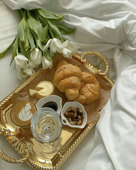 The Remarried Empress, Remarried Empress, Breakfast In Bed, X Reader, Cafe Food, Sweet Snacks, Pretty Food, Food Cravings, Cute Food