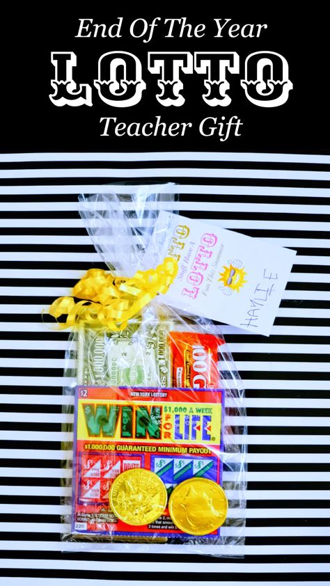 Homemade Gift Baskets, Appreciation Printable, Teacher Birthday, Cheap Christmas Gifts, Staff Gifts, School Teacher Gifts, Staff Appreciation, Christmas Kids, Gifts For Your Mom