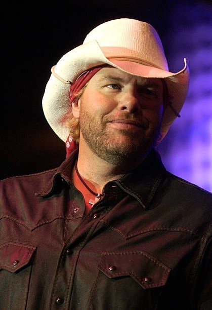 Trace Adkins Songs, Country Music Songs, Hank Williams Jr, Toby Keith, Outlaw Country, Patrick Swayze, Hank Williams, Music For The Soul, Country Music Artists