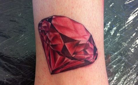 Ruby tattoo Red Ruby Tattoo, Ruby Gem Tattoo, Ruby Tattoo Ideas, Ruby Tattoo, Stone Tattoo, Mama Tattoo, Gem Tattoo, Ruby Stone, Dragon Tattoo