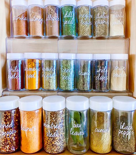 The Home Edit Organization, Home Edit Organization, Small Pantry Closet, Tiny Pantry, Drawer Spice Rack, Diy Pantry Organization, Spice Organizer, Small Pantry Organization, Closet Pantry