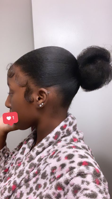 Middle Part Ponytail Natural Hair, Slick Back Puff Natural Hair, Slick Ponytail Natural Hair, Back Ponytail Natural Hair, Slick Back Bun Natural Hair 4c, Slick Natural Hairstyles, Slick Hairstyles Natural Hair, Natural Hair Styles For Black, Styles Natural Hair