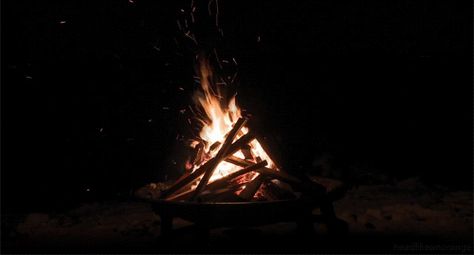 30 Amazing Fire Animated Gif Images - Best Animations Narnia Fanfiction, Summer Camp Counselor, Fire Animation, Fire Candle, Camping Photography, Fire Burning, Camp Counselor, George Weasley, Tumblr Photography