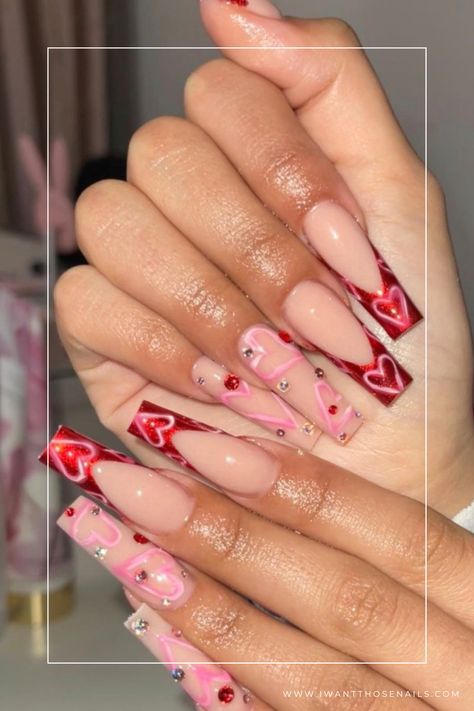 red french tip nails chrome hearts Chrome Valentines Day Nails, French Tip Nails With Heart, Red French Tip Nails, Chrome Nail Designs, Red French Tip, Red Chrome Nails, Chrome Red, Red Chrome, August Nails