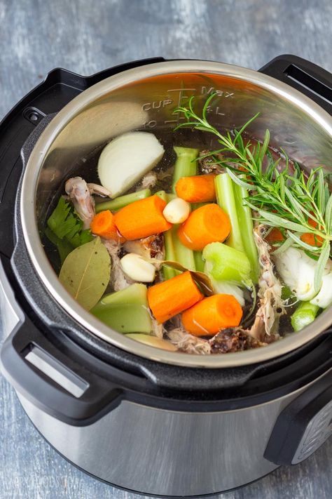 Leftover turkey carcass is perfect for making Instant Pot Turkey Stock. This easy stock recipe made in a pressure cooker can be used for soups, stews, rice or any recipe that calls for stock or broth. #instantpot #turkey #stock #broth #turkeystock Bone Broth Recipe Instant Pot, Best Bone Broth Recipe, Turkey Stock Recipe, Pressure Cooker Turkey, Panini Recipes Chicken, Recipe Instant Pot, Homemade Bone Broth, Stock Recipes, Turkey Broth