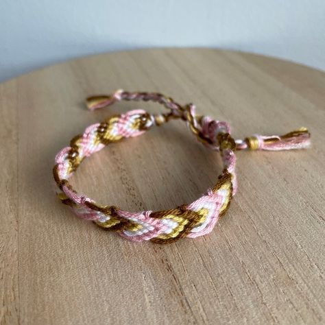 A Handmade Bracelet Or Anklet Woven With Shades Of White, Olive, And Pink Colors. A Friendship Or Statement Bracelet Perfect For This Summer! Approx. 9 Inches/ 30 Centimeters Long. 10 Woven Bracelets For $25. Woven Bracelet, Woven Bracelets, Statement Bracelet, Shades Of White, Handmade Bracelet, Womens Jewelry Bracelets, Handmade Bracelets, Green Pink, Anklets