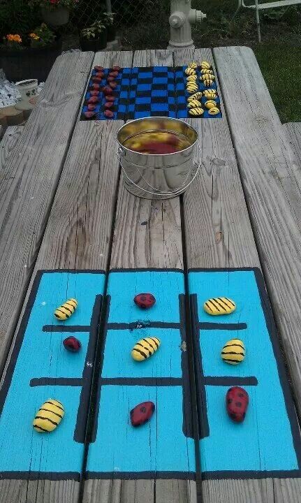 Cute picnic table idea Painted Picnic Tables, Kids Picnic Table, Outdoor Game, Picnic Tables, Outdoor Classroom, School Garden, Yard Games, Backyard Games, Ideas Patio