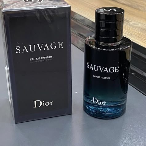 Expensive Gifts For Men, Perfume Dior, Koleksi Parfum, Best Perfume For Men, Dior Sauvage, Expensive Perfume, Best Fragrance For Men, Dior Perfume, Perfume Collection Fragrance