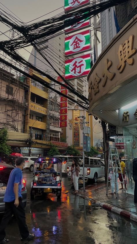 china town, thailand, aesthetic, china, street, insta story, asia, rain, fake account, fake snap Thailand Aesthetic Street, Thailand Fake Story, Wallpaper Thailand, Thailand Lifestyle, Aesthetic China, China Lifestyle, China Rain, Thailand Aesthetic, Rain Street