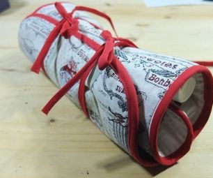 Rolled travel toiletry Diy Toiletries, Toiletry Bag Pattern, Organised Chaos, Useful Projects, Holiday Contest, Craft Shed, Travel Wrap, Sewing Essentials, Organized Chaos