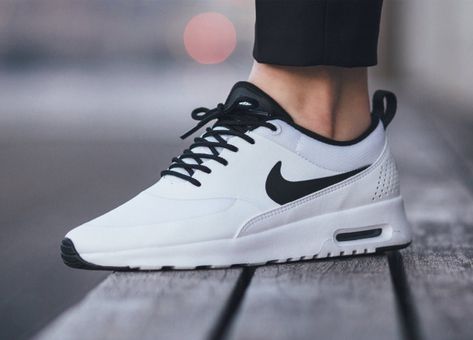 Mode Shoes, Sport Nike, Sneakers Nike Air Max, Outfits Hombre, Air Max Thea, Nike Air Max Thea, Nike Tennis Shoes, Nike Shoes Cheap, Nike Sneakers Women