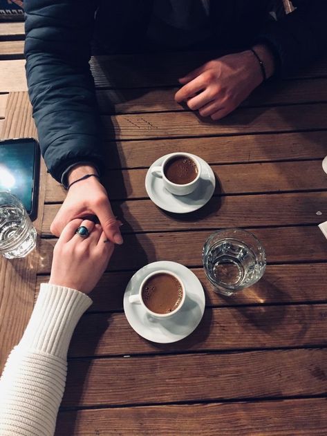 Cafe With Boyfriend, London Painting, Drawing Superheroes, Coffee Cup Art, Instagram Couples, Coffee Shot, Bike Photoshoot, Coffee Shop Aesthetic, Art Basics