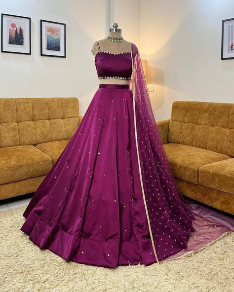 Plum Lehenga, Lehenga Shopping, Bridesmaids Lehenga, Purple Lehenga, Lehenga Bridesmaid, Bridesmaid Lehenga, Simple Lehenga, Long Frock Designs, Wedding Lehenga Designs