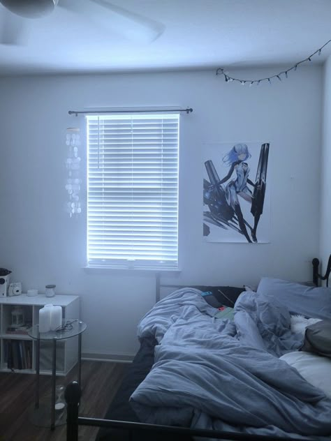 Blue Room Inspo Aesthetic, Dark Blue Room Aesthetic, Grey Room Aesthetic, White Aesthetic Anime, Cybercore Room, Bedroom Gaming Setup, Punk Bedroom, Setup Pc, Bedroom Gaming