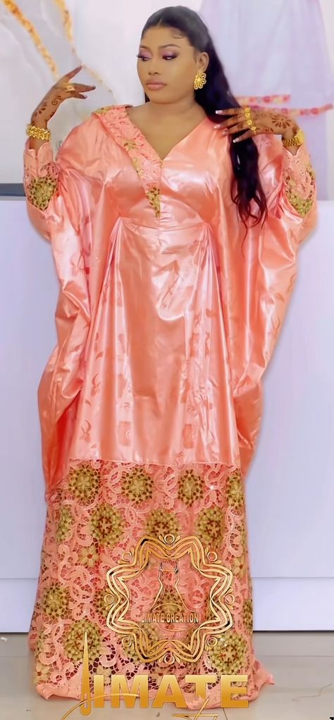 Latest Senegalese Styles, Senegalese Clothing, Senegalese Styles, Bazin Styles, Classy Jumpsuit Outfits, Boubou Styles For Women, African Traditional Wedding Dress, Classy Short Dresses, African Fabric Dress