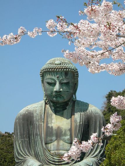 Large Buddha Statue, Zen Aesthetic, Apollo Statue, Japanese Buddhism, Giant Buddha, Buddhist Scriptures, Reclining Buddha, Statue Tattoo, Roman Statue