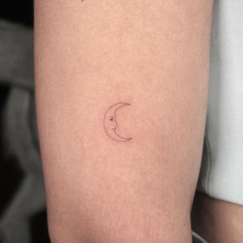 Artsy Fine Line Tattoo, Moon Mini Tattoo, Minimal Tattoo Moon, Call Your Mom Tattoo, Moon Tattoo Fine Line, Mini Moon Tattoo, Minimal Moon Tattoo, Minimalist Moon Tattoo, Moon Fine Line Tattoo