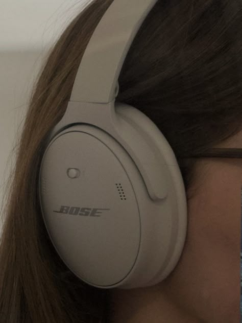 Bose QuietComfort 45, bose qc45 aesthetic, white Qc45 Aesthetic, Bose Headphones White, Headphones White Aesthetic, Bose Qc45, Bose Quietcomfort 45, Headphone Aesthetic, Headphone Decoration, Effortless Aesthetic, Headphones Aesthetic