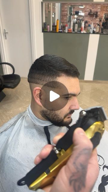 Domenico Carputo - Hair on Instagram: "TUTORIAL 🌱  What is the paradigm line techinique❓  Watch  the full video ✌️  •DM FOR EDUCATION ENQUIRIES•  #barberworld #fhamalegrooming #barber #mensstyle #barbershop #barbershopconnect #barberlife #barbergang #barbers #barbering #men #thebarberpost #internationalbarbers #menshair #guyshair #scissorsalute #ukbarber #barberlove #showcasebarbers #maleimage #hairstyles #britishmasterbarbers #stylist #fade #hairdresser #bestofthebest #fades #fresh #longhair #faded" Best Barber, Instagram Tutorial, Male Grooming, Barber Life, Barber Shop, Mens Hairstyles, Long Hair Styles, Education, Film